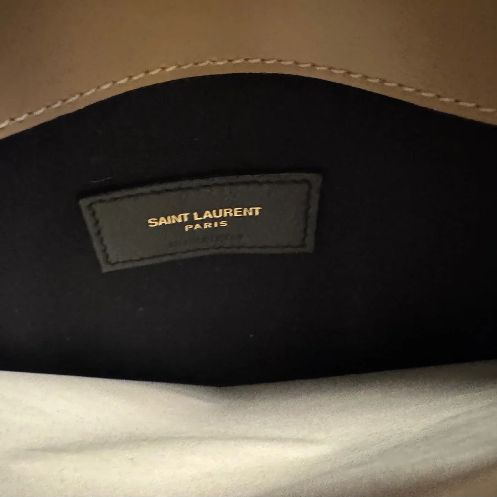 Saint Laurent Uptown Pouch Clutch - Picture 6 of 7